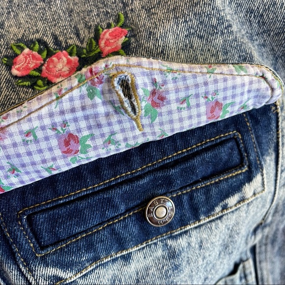 ✨Vintage East West | Oversized Acid Wash Floral Denim Jean Jacket - Picture 7 of 16